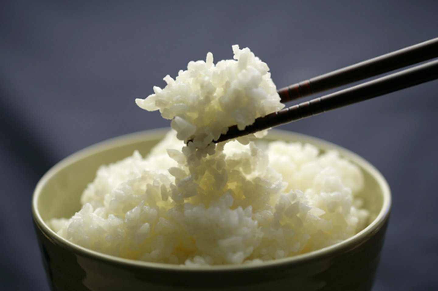 <p>fàn-meal,(cooked) rice</p>
