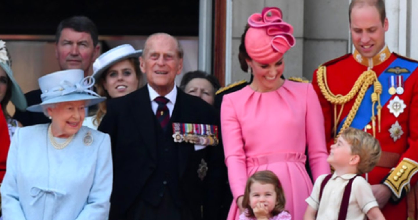 <p>Người thừa kế (con cháu)</p>