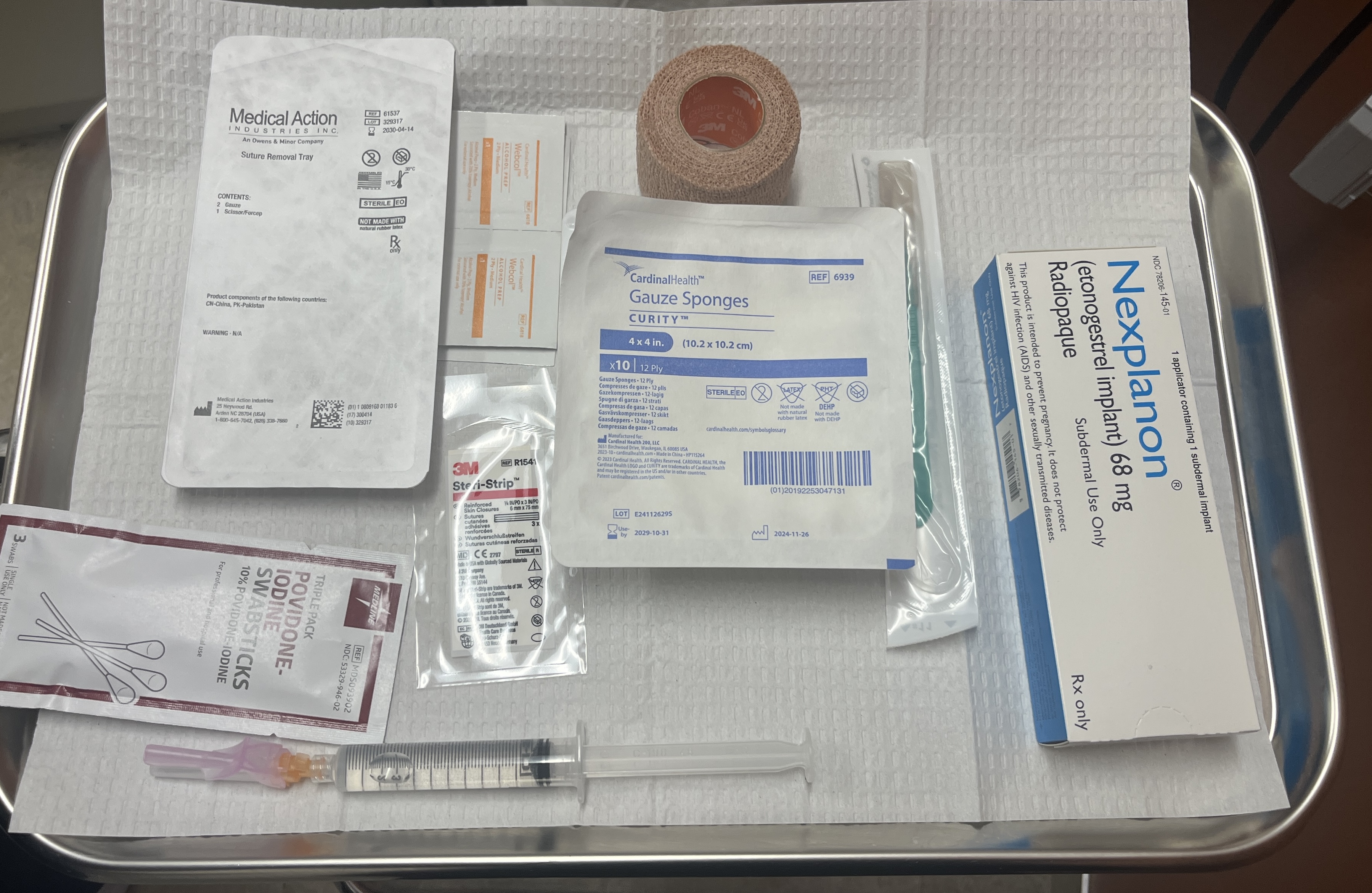 <p>What supplies do you need for a nexplanon insertion?</p>