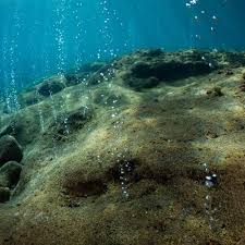 <ul><li><p>coolest and weakest flow</p></li><li><p>the sometimes shimmer due to difference in water temp</p></li><li><p>can sometimes bubble due to presence of gases </p></li></ul><p></p>