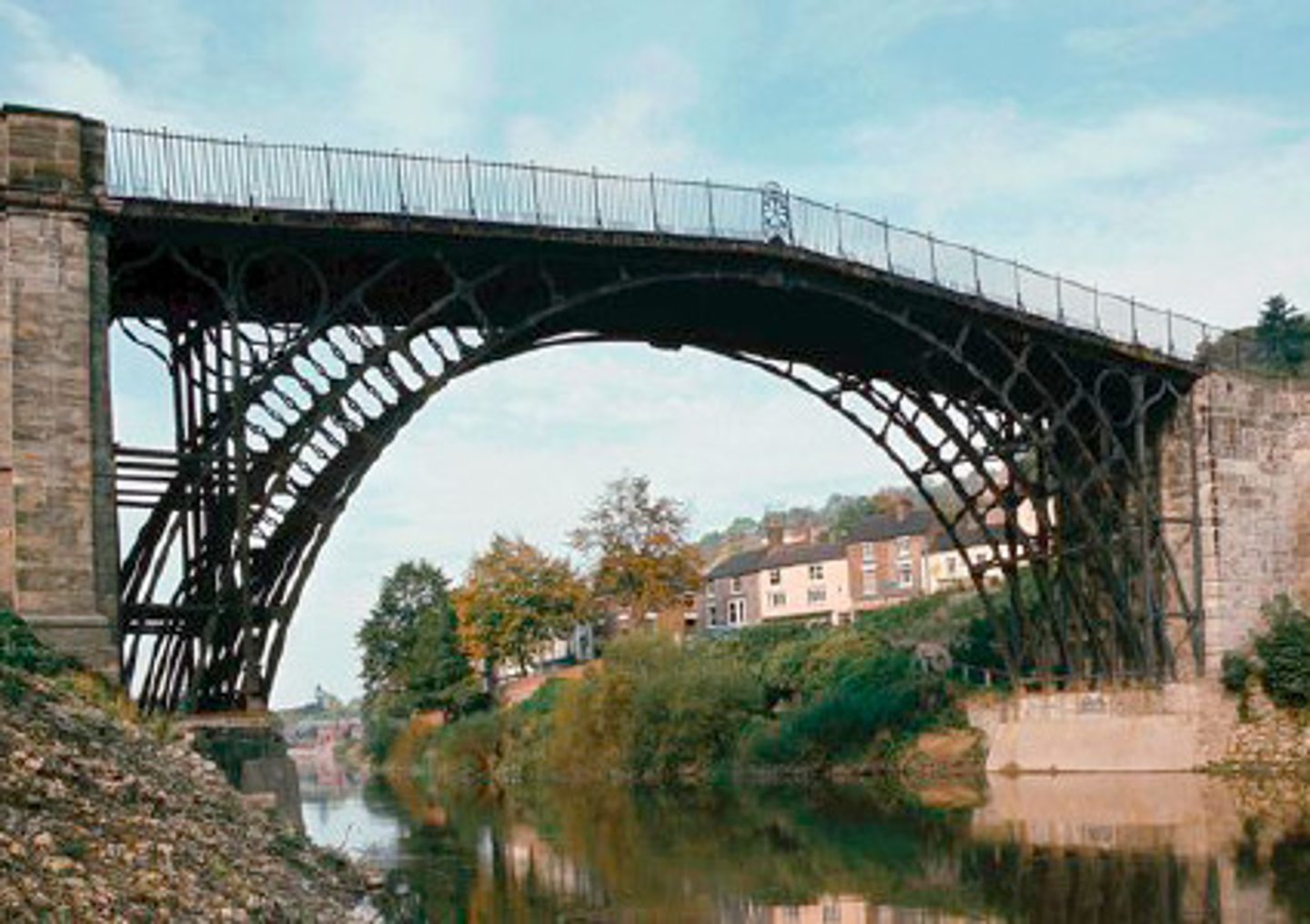 <p>Cast-Iron bridge, England,1776-</p><p>79</p>
