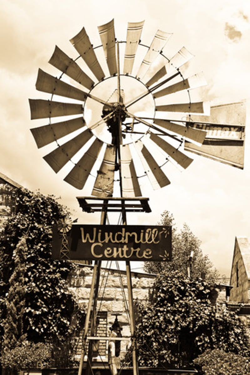 <p>windmill</p>