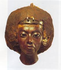 <p>shows a stern and angry expression with wrinkles, she is the wife of Amenhotep III and mother of Akhenaten</p>
