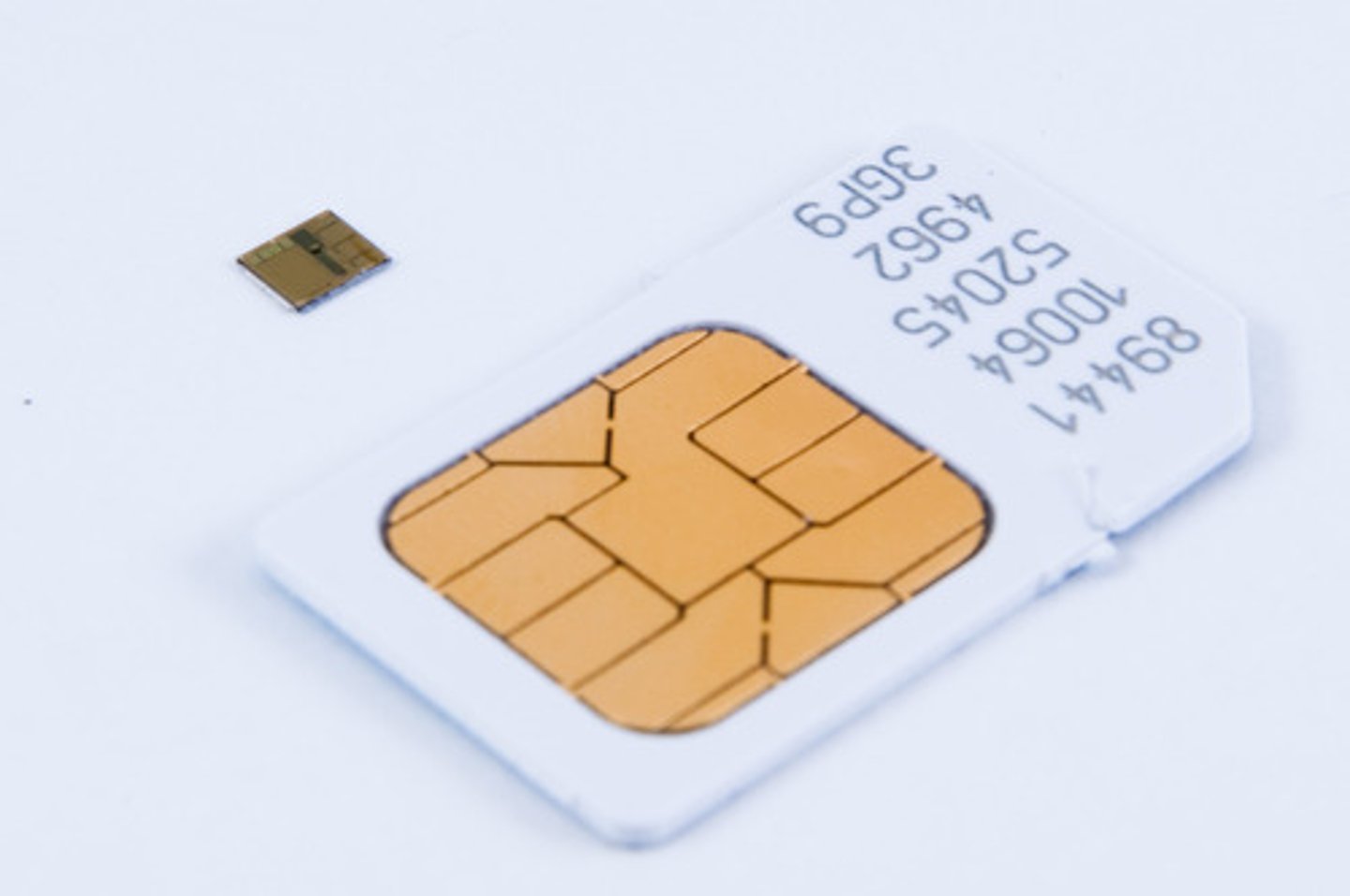 <p>a small card used in mobile devices to authenticate the device to service providers and to store some user data</p>
