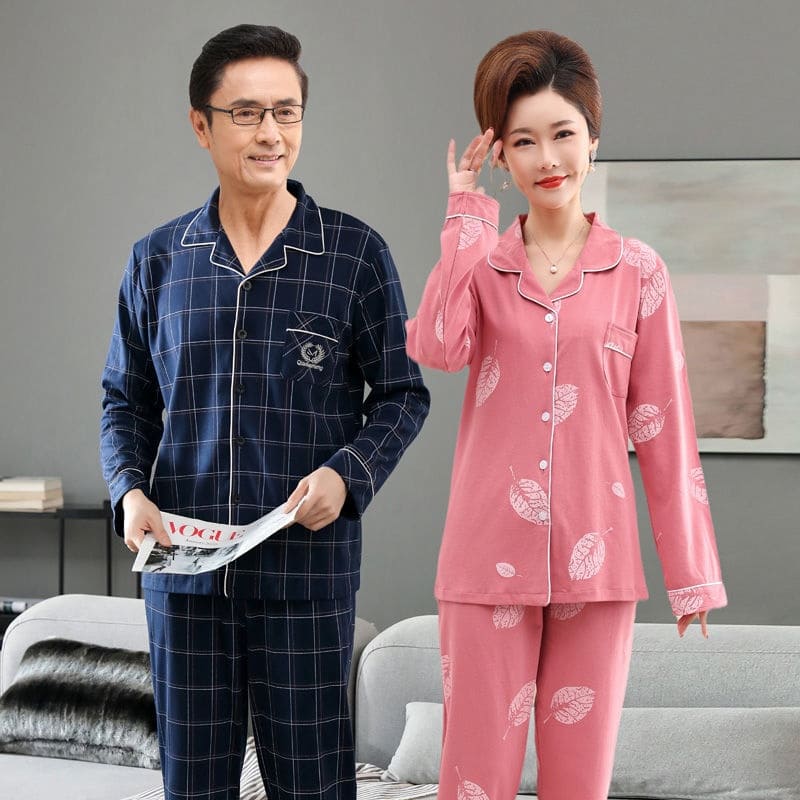 <p>das Pyjama, -s</p>