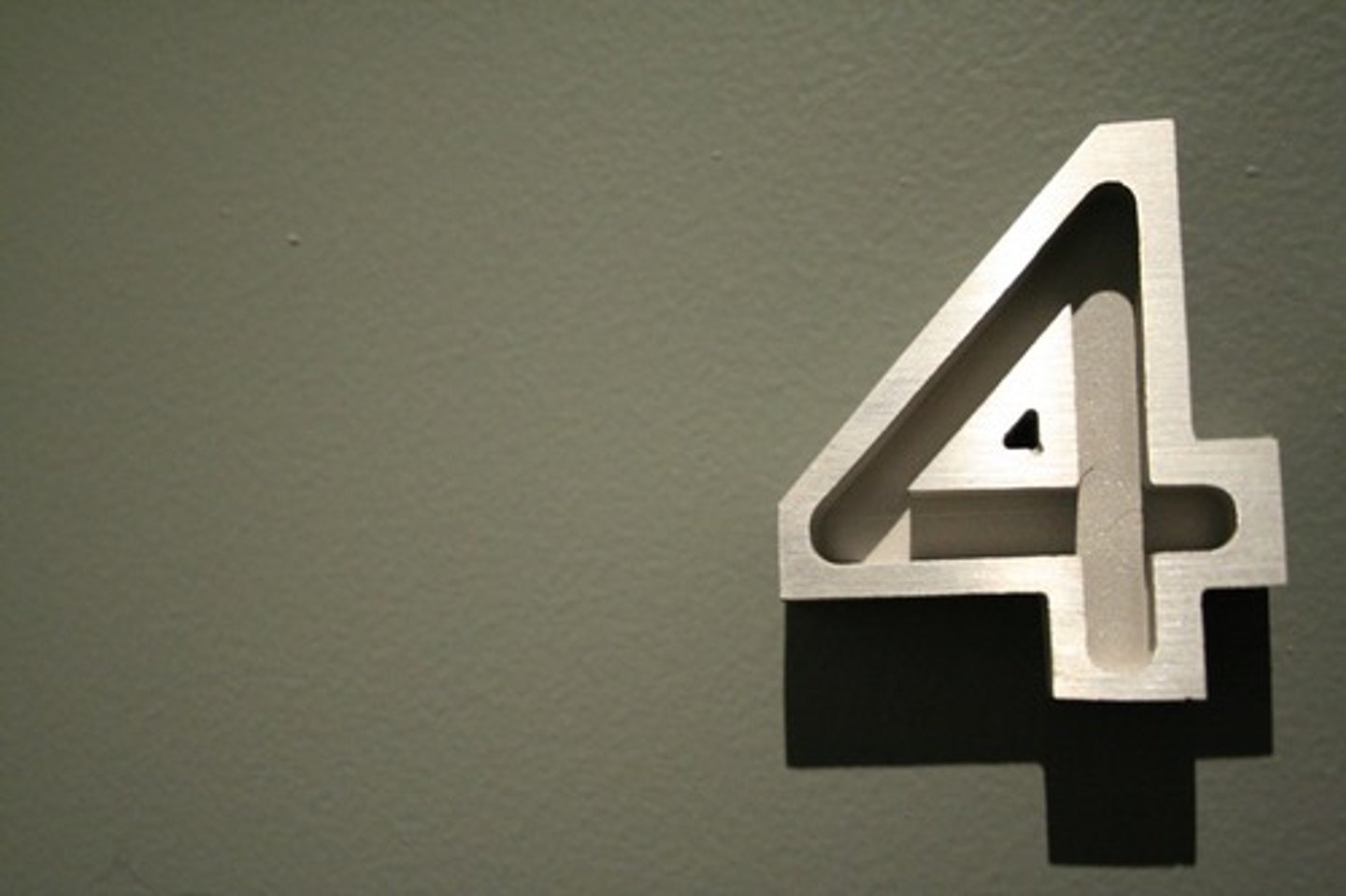 <p>four</p>