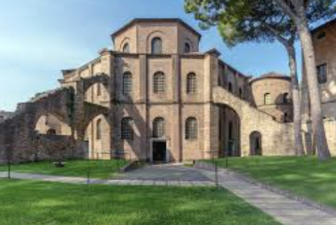 <p>San Vitale</p>