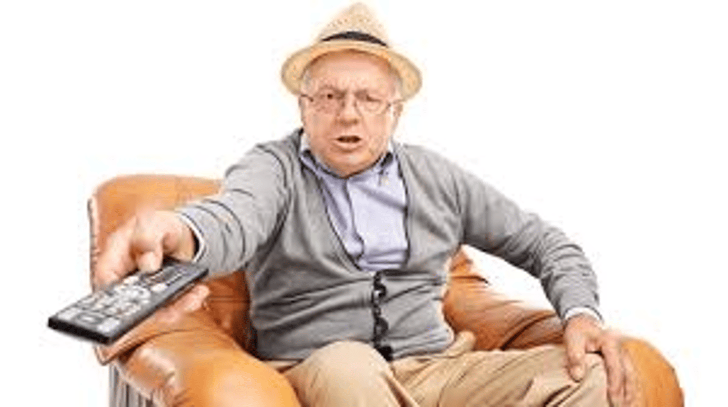 <p>criticise, but without having any proper expertise in what is being criticised ("anh hùng bàn phím")</p><p>ex: While the ... focuses on picking holes in flawed humanitarian efforts, they seldom contribute tangible solutions to the crises they dissect.</p>