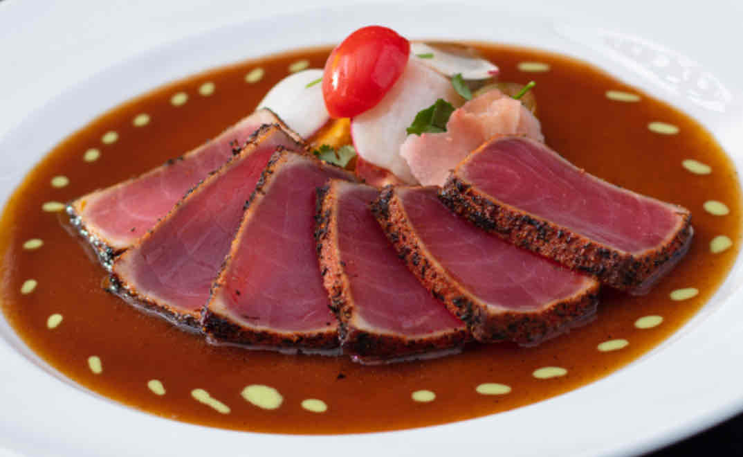 <p>blackened ahi sashimi 4</p>